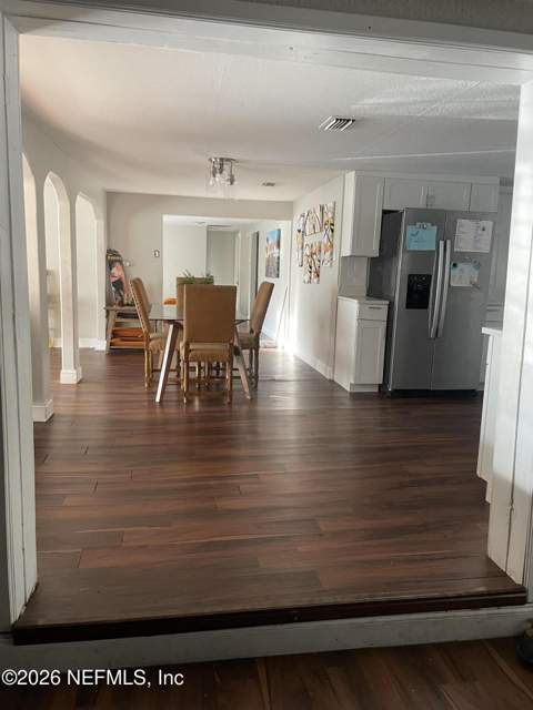 5884 Retha Road, Jacksonville FL - photo 8 of 16
