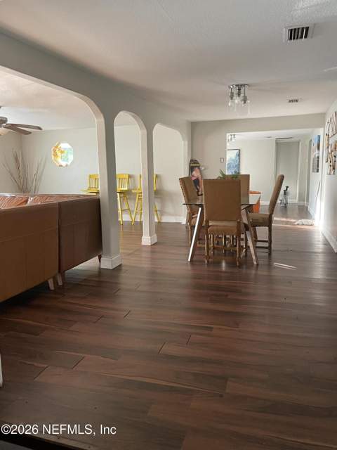 5884 Retha Road, Jacksonville FL - photo 9 of 16