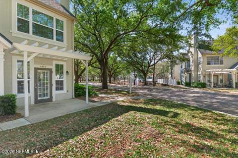 13703 Richmond Park Drive #3003, Jacksonville FL - photo 12 of 70