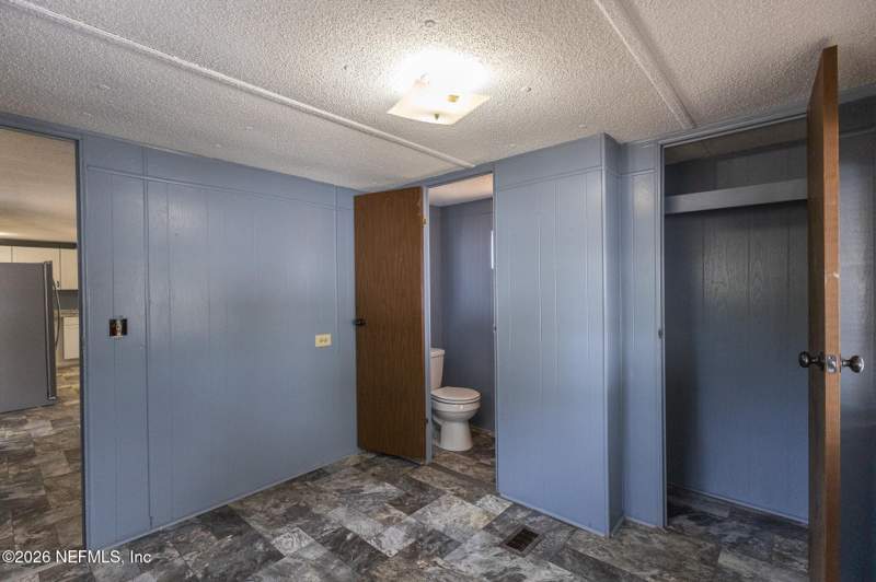 2 bedroom Mobile Home at 121 Venice Drive, Interlachen Lakes Estates, Interlachen — photo 3