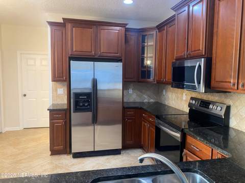 3095 Aaron Cove Court, Jacksonville FL - photo 8 of 36