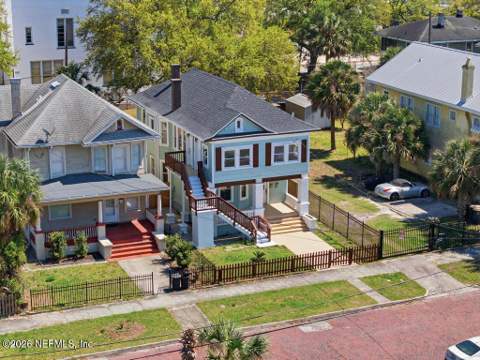 1825 Perry Street, Jacksonville FL - photo 9 of 80