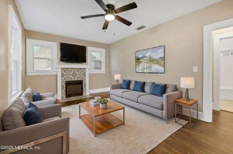 4037 Gilmore Street, Jacksonville FL - photo 7 of 46