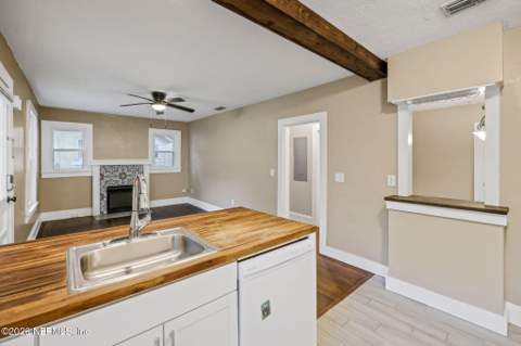 4037 Gilmore Street, Jacksonville FL - photo 17 of 46