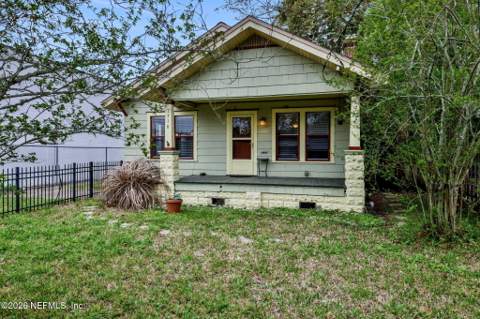 2718 Ernest Street, Jacksonville FL - photo 6 of 47
