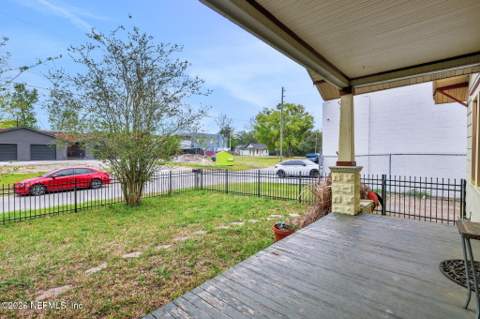 2718 Ernest Street, Jacksonville FL - photo 11 of 47