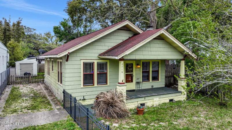 2 bedroom Single Family Residence at 2718 Ernest Street, New Riverside Height, Jacksonville — photo 2
