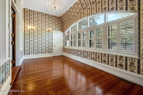 2160 Oak Street, Jacksonville FL - photo 13 of 153