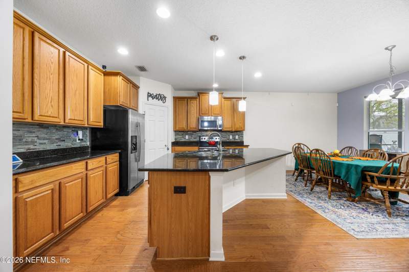 4 bedroom Single Family Residence at 1080 Santa Cruz Street, Sevilla, St. Augustine — photo 4