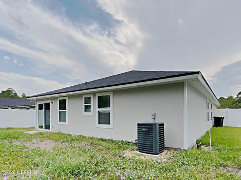 1384 Sarahs Landing Drive, Jacksonville FL - photo 19 of 21