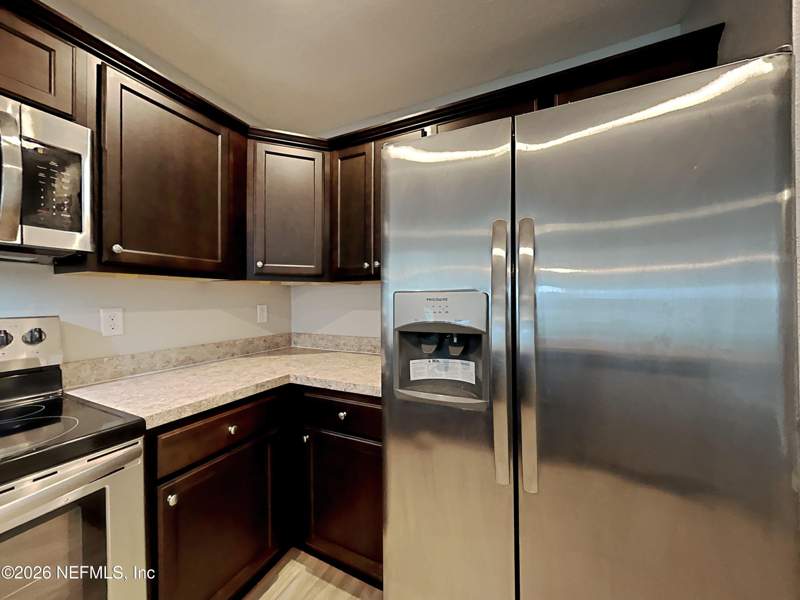 4 bedroom Single Family Residence at 1384 Sarahs Landing Drive, Sarahs Landing, Jacksonville — photo 5