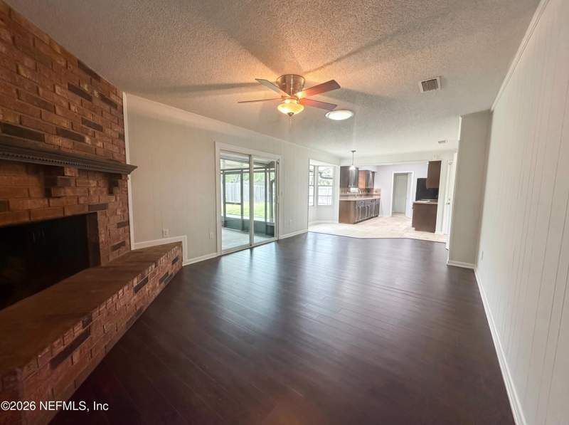 4 bedroom Single Family Residence at 606 Gulfstream Trail, Park West, Orange Park — photo 3