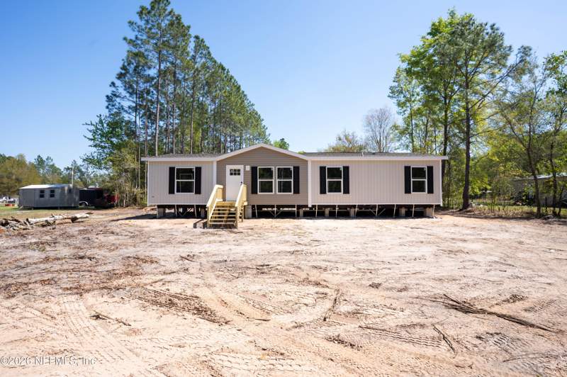 4 bedroom Manufactured Home at 10101 Co Rd 127, Glen St. Mary, Glen St. Mary — photo 2