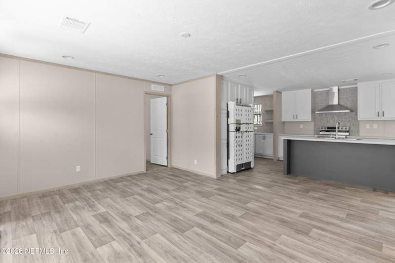 4 bedroom Manufactured Home at 10101 Co Rd 127, Glen St. Mary, Glen St. Mary — photo 5