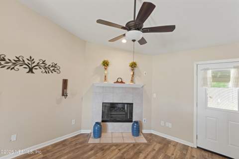 675 SW Orchid Avenue, Keystone Heights FL - photo 8 of 19