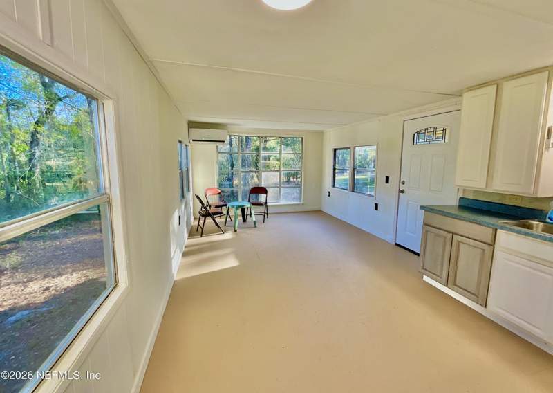 2 bedroom Manufactured Home at 106 Spruce Road, Interlachen, Interlachen — photo 4