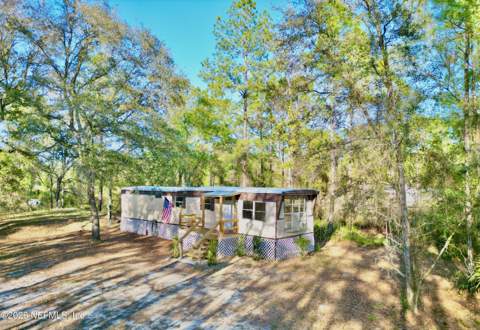 106 Spruce Road, Interlachen FL - photo 9 of 12
