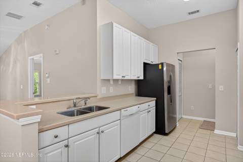 9401 Osprey Branch Trail #8, Jacksonville FL - photo 18 of 40