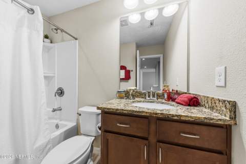 7018 Butterfield Court, Jacksonville FL - photo 19 of 31