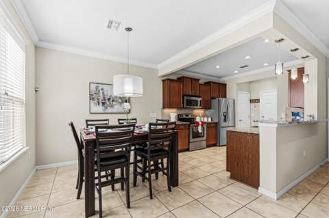 7018 Butterfield Court, Jacksonville FL - photo 10 of 31