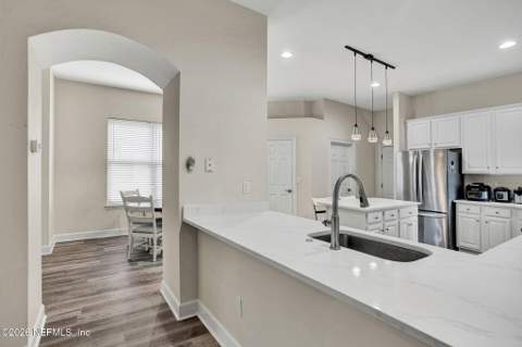 13781 Shady Woods Street, Jacksonville FL - photo 15 of 43