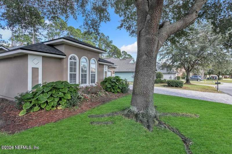 4 bedroom Single Family Residence at 13781 Shady Woods Street, Pablo Bay, Jacksonville — photo 2