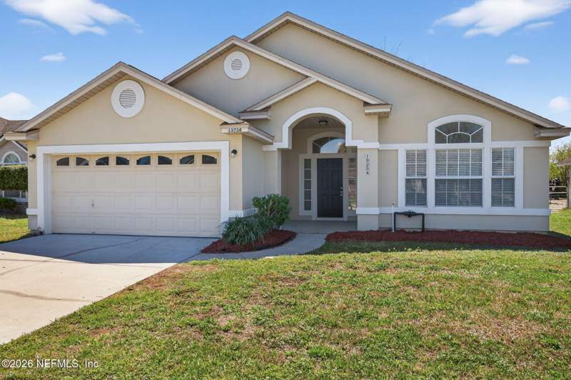 3 bedroom Single Family Residence at 13234 S Companion Circle, Waverly Place, Jacksonville — photo 2