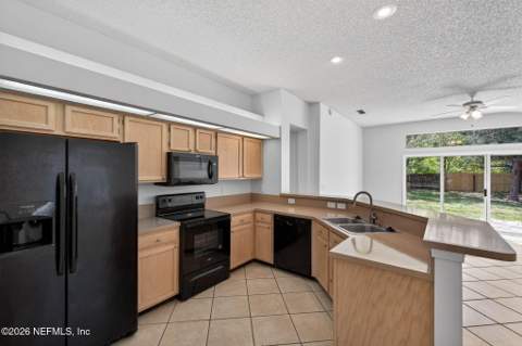 13234 S Companion Circle, Jacksonville FL - photo 10 of 22