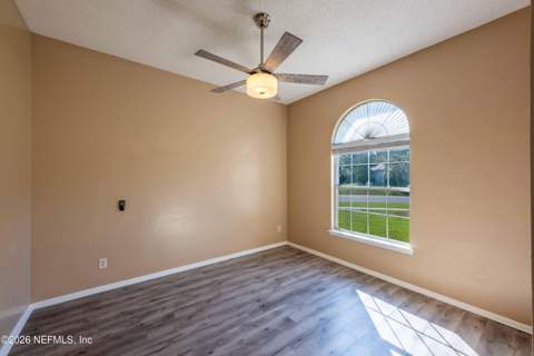 7940 Ortega Bluff Parkway, Jacksonville FL - photo 17 of 36