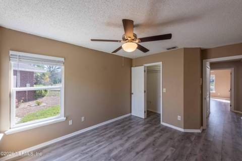 7940 Ortega Bluff Parkway, Jacksonville FL - photo 24 of 36
