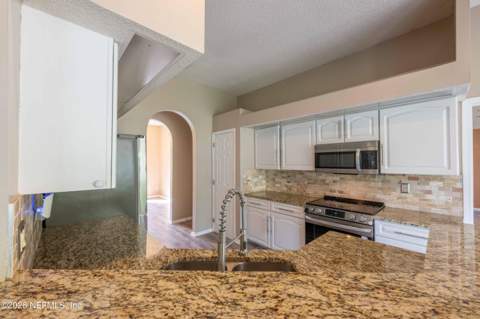 7940 Ortega Bluff Parkway, Jacksonville FL - photo 14 of 36