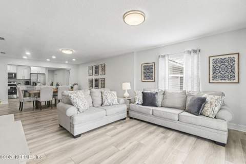 1702 7th Street, Jacksonville Beach FL - photo 17 of 27