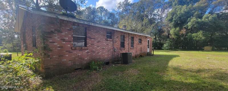 3 bedroom Single Family Residence at 10593 Joes Road, Crystal Springs, Jacksonville — photo 2