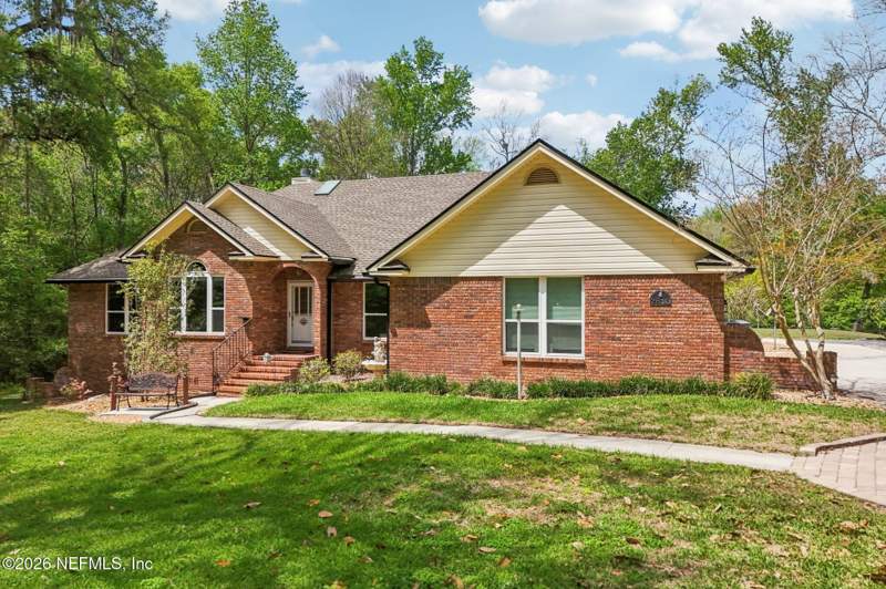 4 bedroom Single Family Residence at 2810 Ravines Road, The Ravines, Middleburg — photo 2