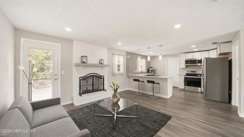 3 bedroom Single Family Residence at 586 Madeira Drive, Bellair, Orange Park — photo 4