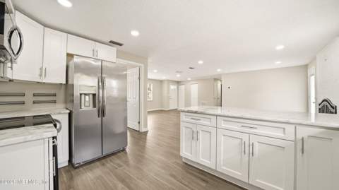 586 Madeira Drive, Orange Park FL - photo 16 of 44