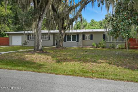 130 SW Peach Street, Keystone Heights FL - photo 6 of 38