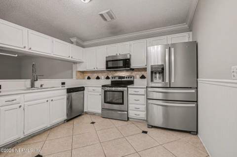 3819 Autumn Leaf Court, Jacksonville FL - photo 9 of 20