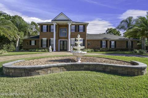 8135 Wekiva Way, Jacksonville FL - photo 9 of 100