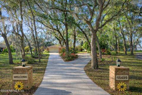 15489 Cape Drive, Jacksonville FL - photo 7 of 59