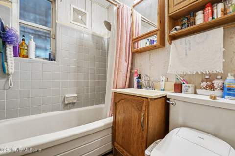 10304 Mayan Drive, Jacksonville FL - photo 10 of 14