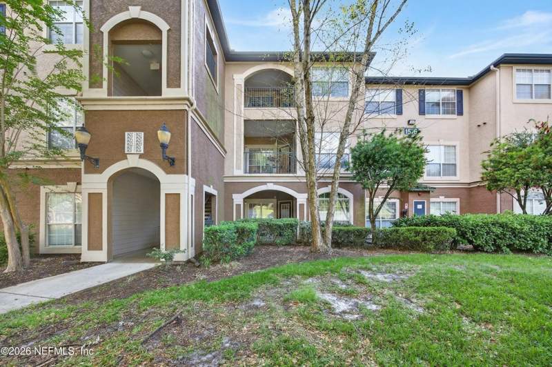 1 bedroom Condominium at 10961 Burnt Mill Road #1524, Reserve At James Island Lc, Jacksonville — photo 2