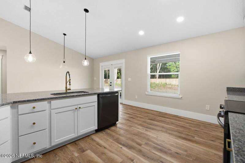 3 bedroom Single Family Residence at 6093 Taylor Road, Maxville, Jacksonville — photo 5