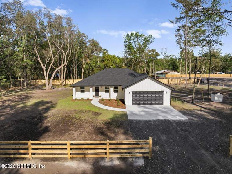 3 bedroom Single Family Residence at 6093 Taylor Road, Maxville, Jacksonville — photo 2