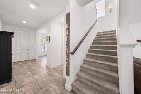 341 Aspen Leaf Drive, Jacksonville FL - photo 17 of 53