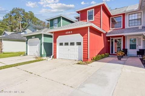 4063 Laurelwood Drive, Jacksonville FL - photo 10 of 38