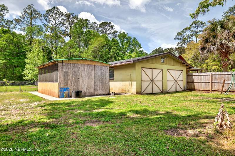 3 bedroom Single Family Residence at 43122 Pineridge Drive, Callahan, Callahan — photo 5