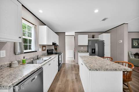 295 Baden Powell Road, Hawthorne FL - photo 10 of 33
