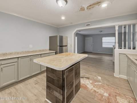 5925 Oaklane Drive, Jacksonville FL - photo 11 of 34