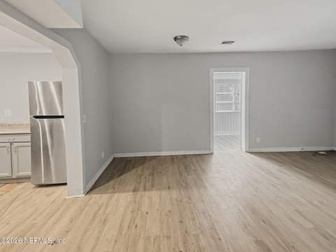 5925 Oaklane Drive, Jacksonville FL - photo 15 of 34